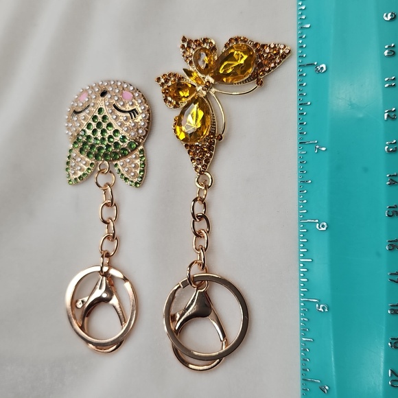 Set of 2 Keychains Bag Charms Cute Cat Face Yellow Butterfly Rhinestones Crystal - Picture 3 of 5